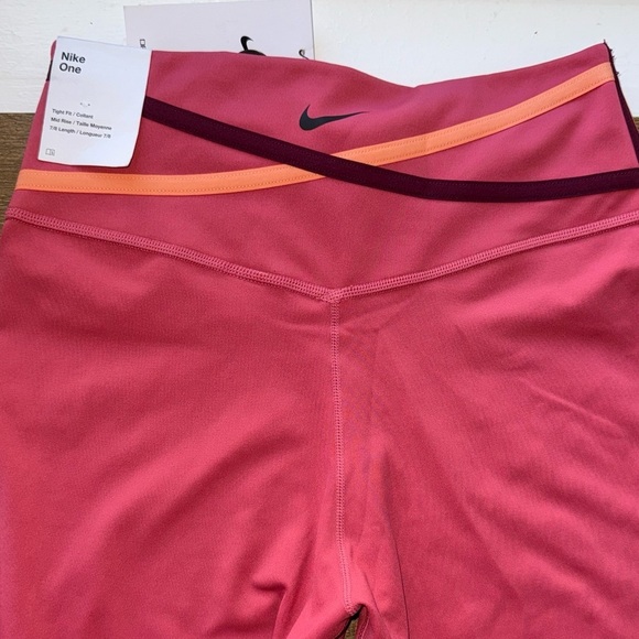 Nike One Dri-FIT Mid-Rise 7/8 Length Leggings Pink Woman’s Size S NWT - Picture 2 of 5
